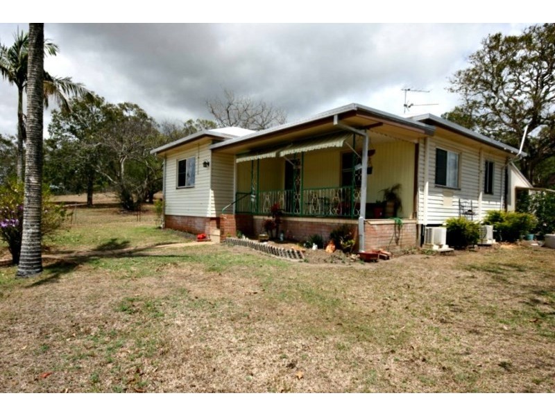 89808 Bruce Highway, Sarina QLD 4737