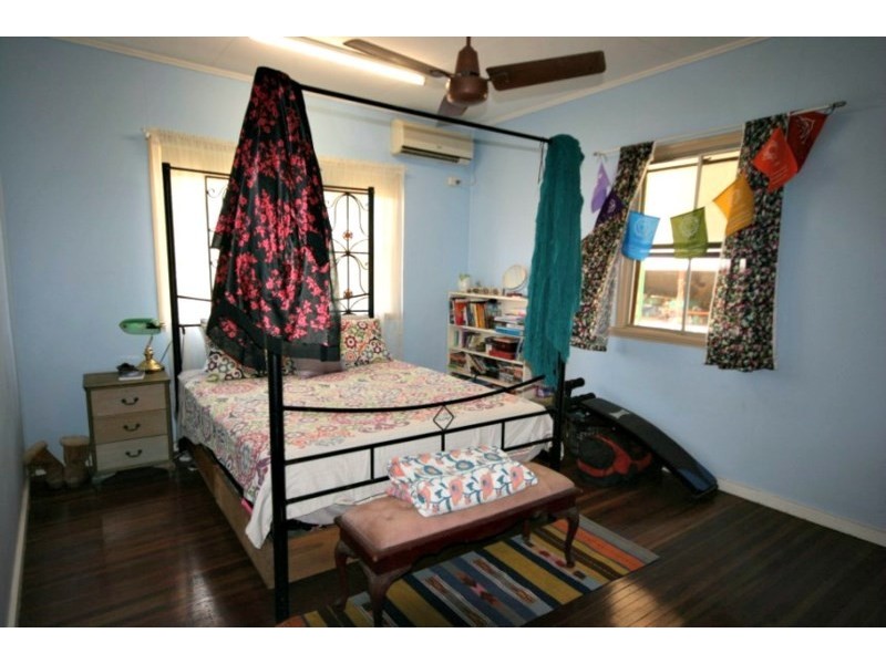 89808 Bruce Highway, Sarina QLD 4737