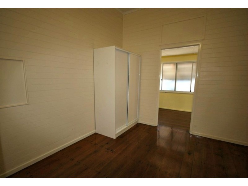 6 Swan Street, Armstrong Beach QLD 4737