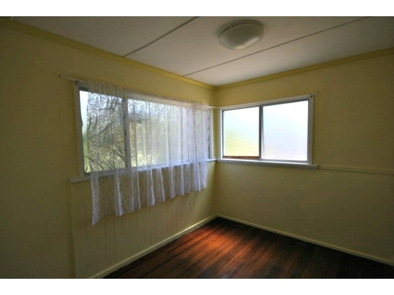 6 Swan Street, Armstrong Beach QLD 4737