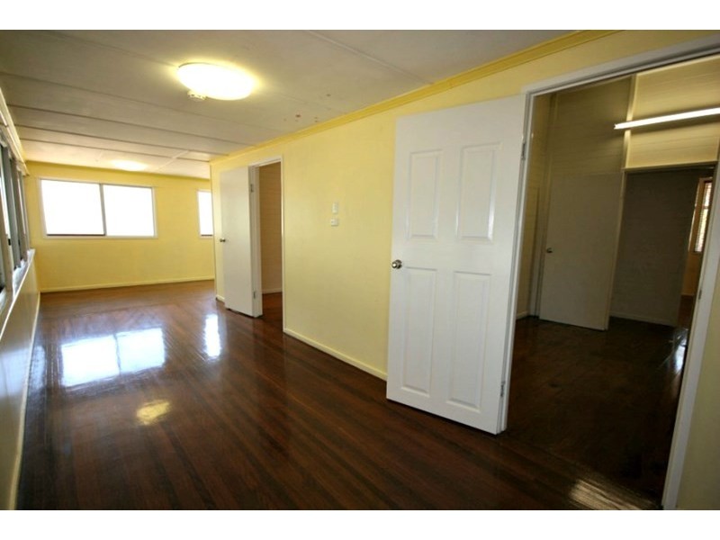 6 Swan Street, Armstrong Beach QLD 4737