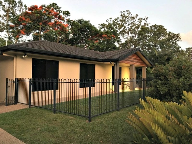 90 Range Road, Sarina QLD 4737