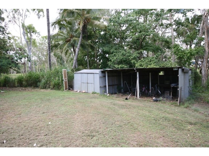 11 Theresa Court, Armstrong Beach QLD 4737