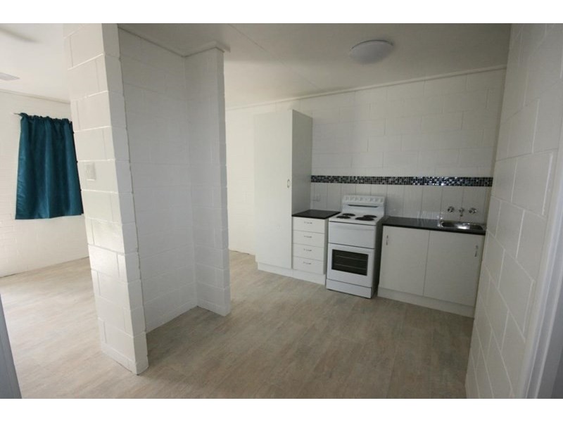 1/15 Anzac Street, Sarina QLD 4737