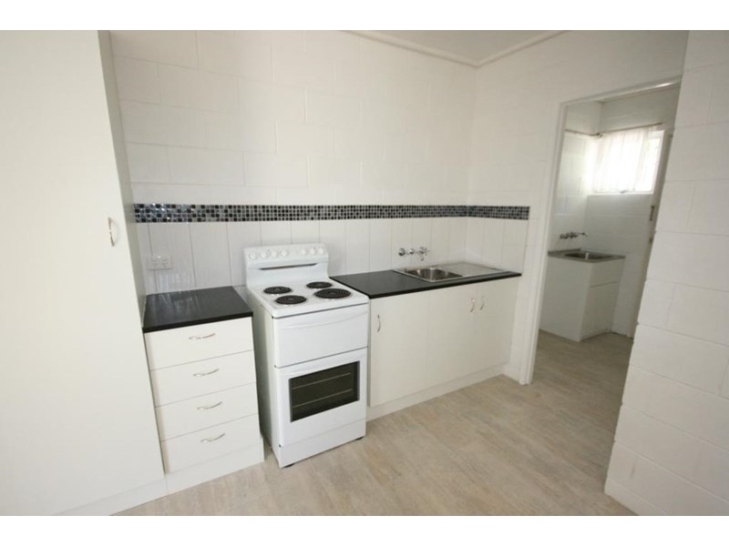 1/15 Anzac Street, Sarina QLD 4737