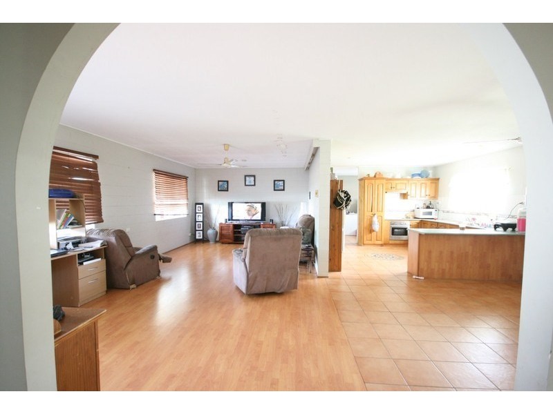 6 McCarthy, Hay Point QLD 4740