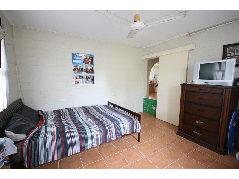 6 McCarthy, Hay Point QLD 4740