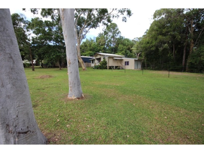 8 Maralyn Avenue, Sarina QLD 4737