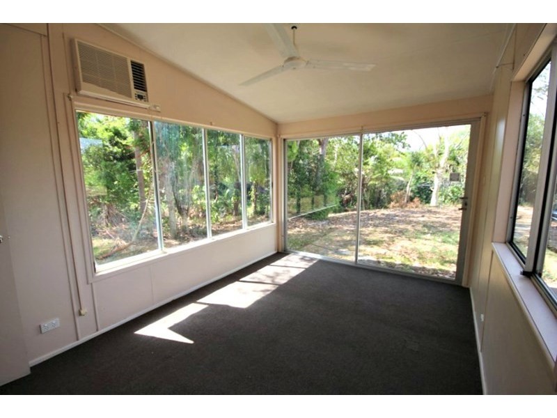 8 Maralyn Avenue, Sarina QLD 4737