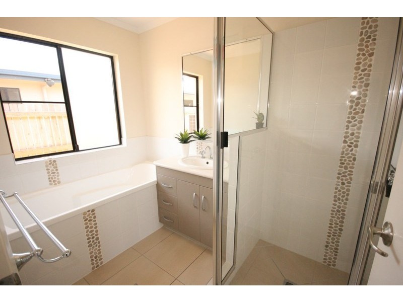 56 Morris Street, Campwin Beach QLD 4737