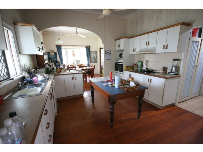 100 Range Road, Sarina QLD 4737