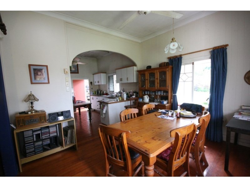 100 Range Road, Sarina QLD 4737