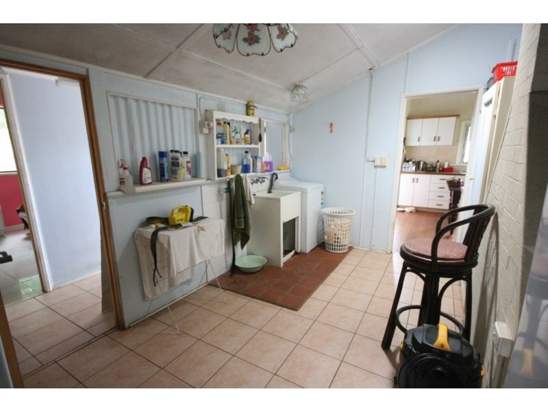 100 Range Road, Sarina QLD 4737