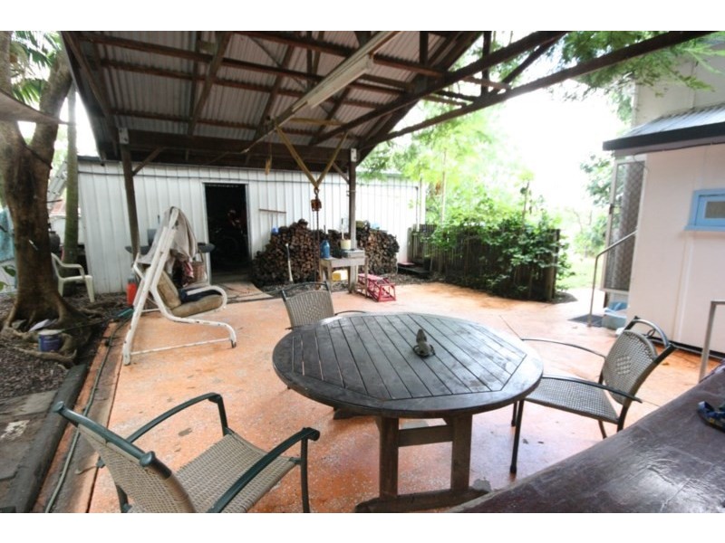 100 Range Road, Sarina QLD 4737