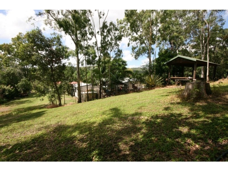 100 Range Road, Sarina QLD 4737