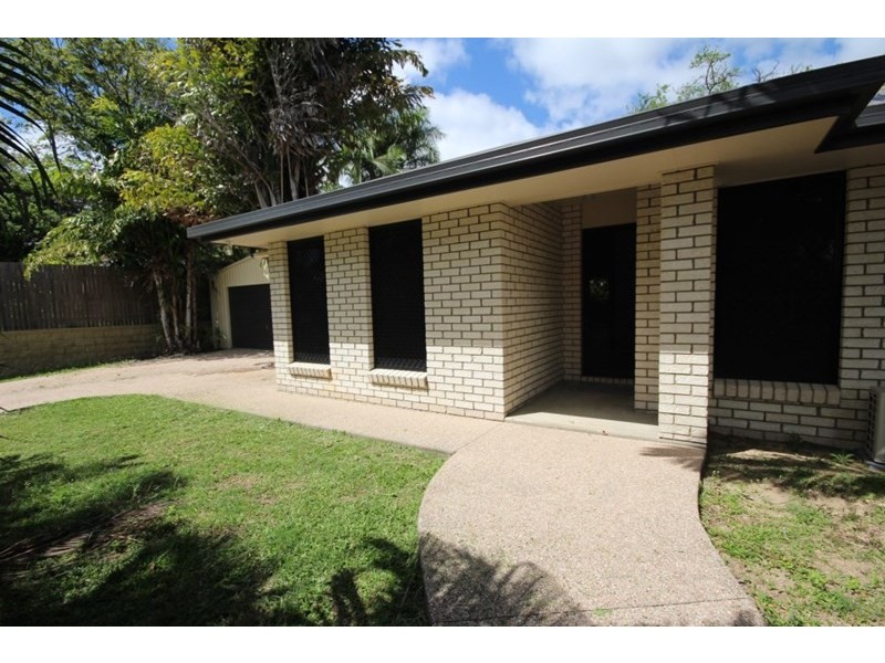 2 Maudsley Road, Sarina QLD 4737