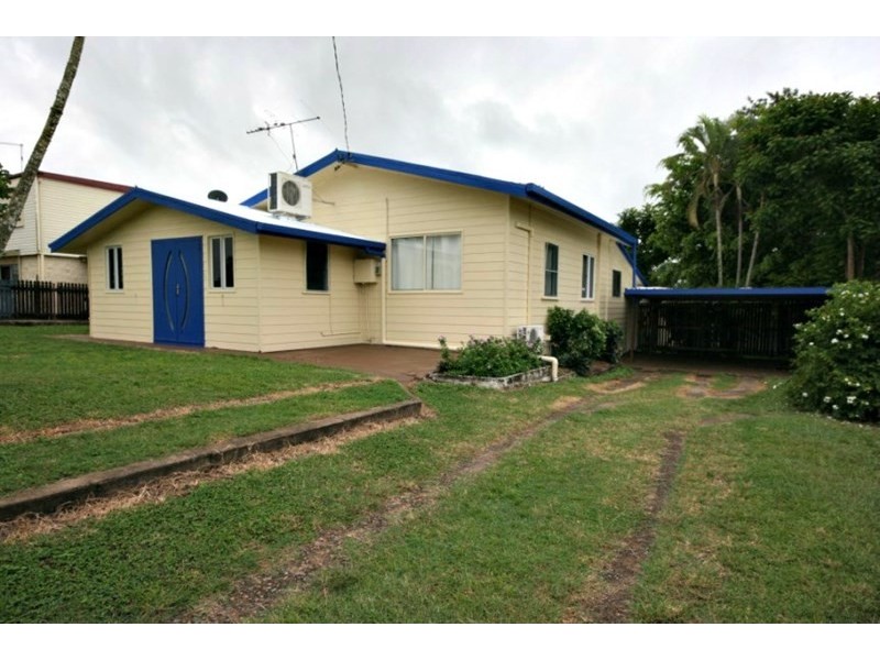 146 Broad Street, Sarina QLD 4737