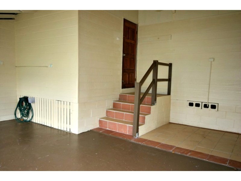 146 Broad Street, Sarina QLD 4737