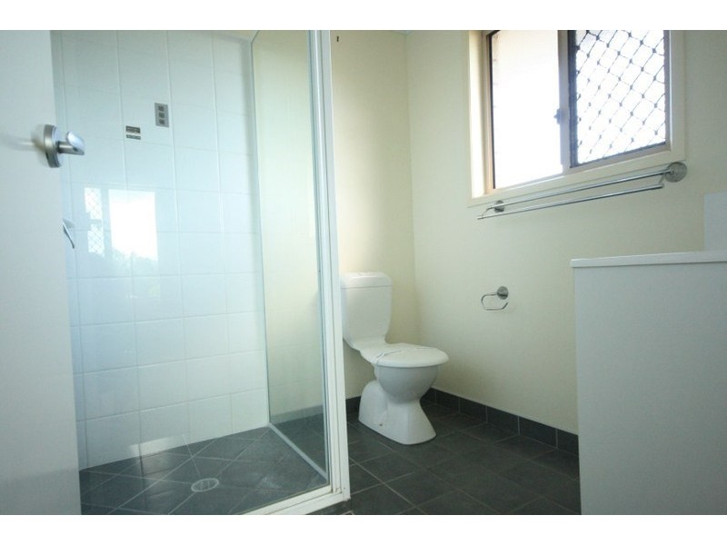 28 Jackson, Sarina QLD 4737