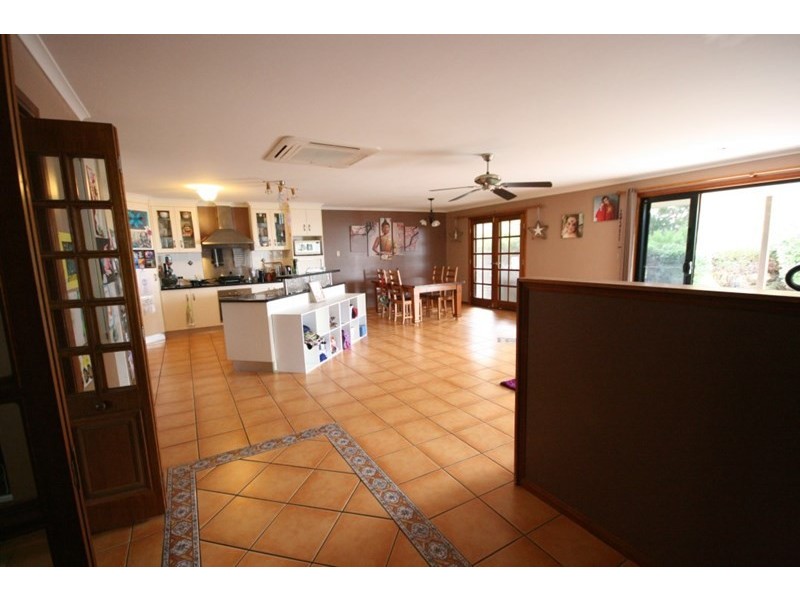 6 Webster Road, Sarina QLD 4737