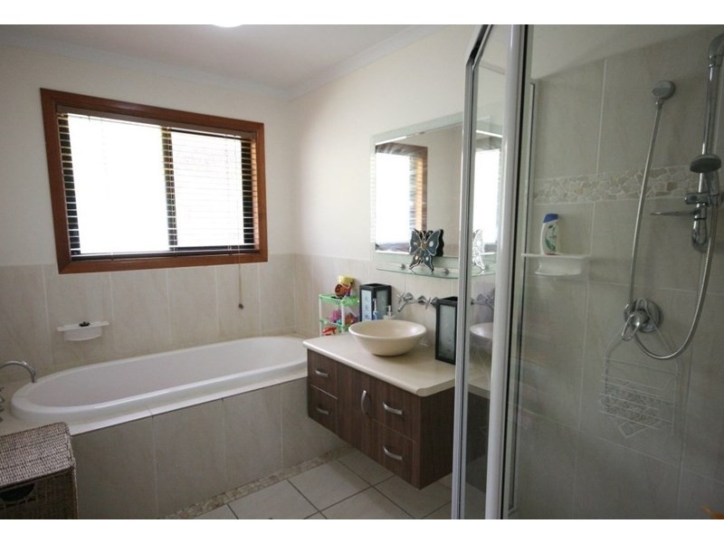 6 Webster Road, Sarina QLD 4737