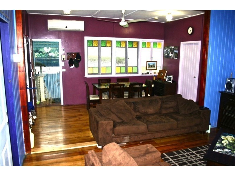 4 Pirie Street, Sarina QLD 4737