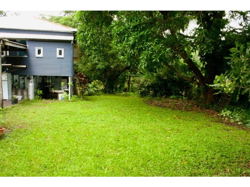 4 Pirie Street, Sarina QLD 4737