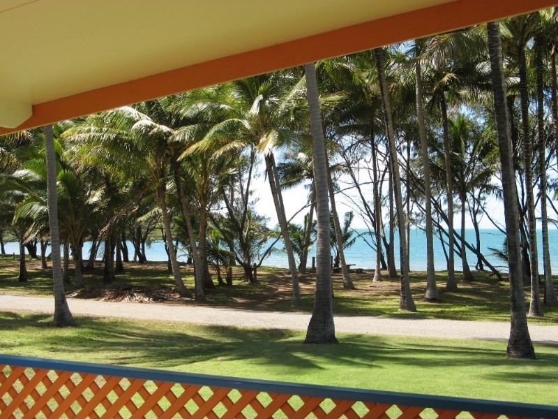 Grasstree Beach QLD 4740