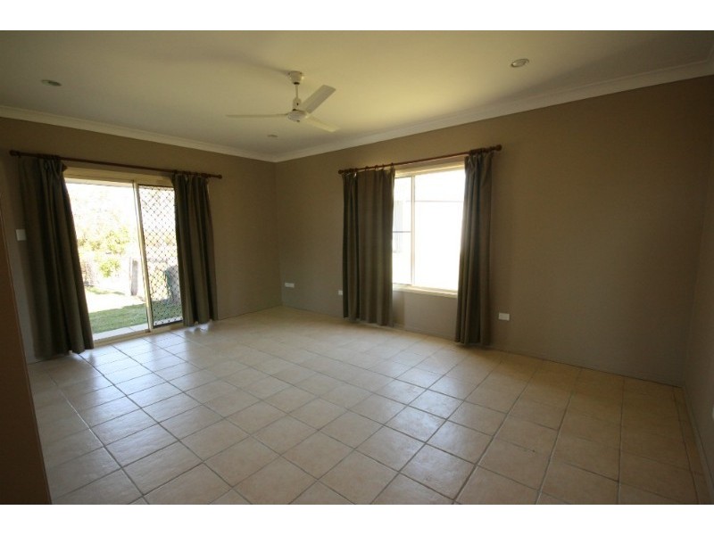 90057 Bruce Highway, Sarina QLD 4737