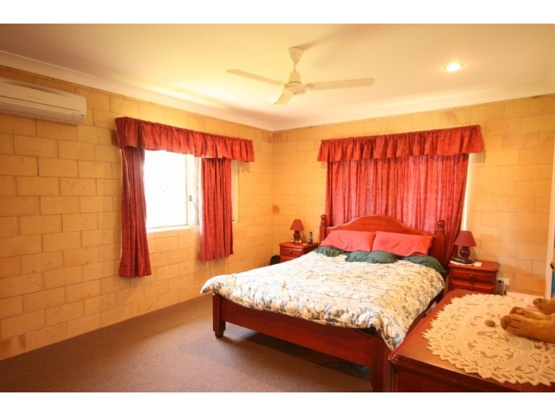 23 Swan Street, Armstrong Beach QLD 4737