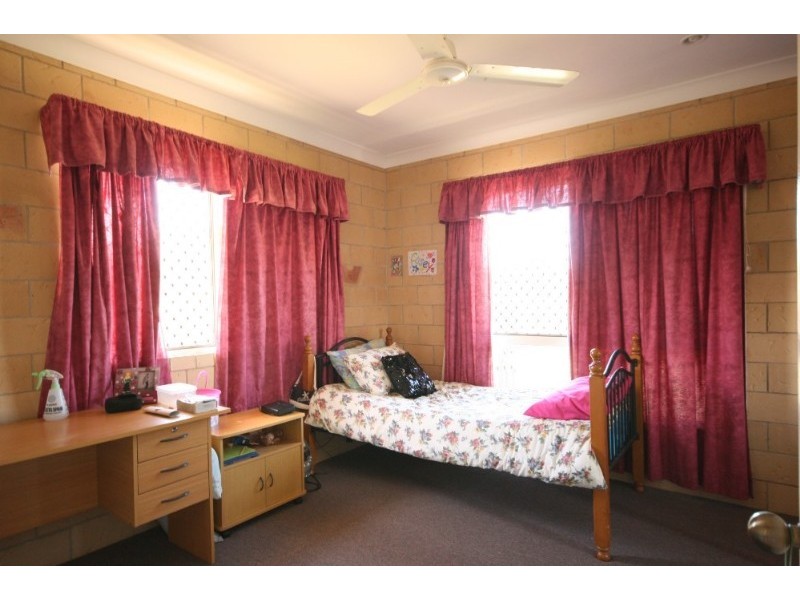 23 Swan Street, Armstrong Beach QLD 4737