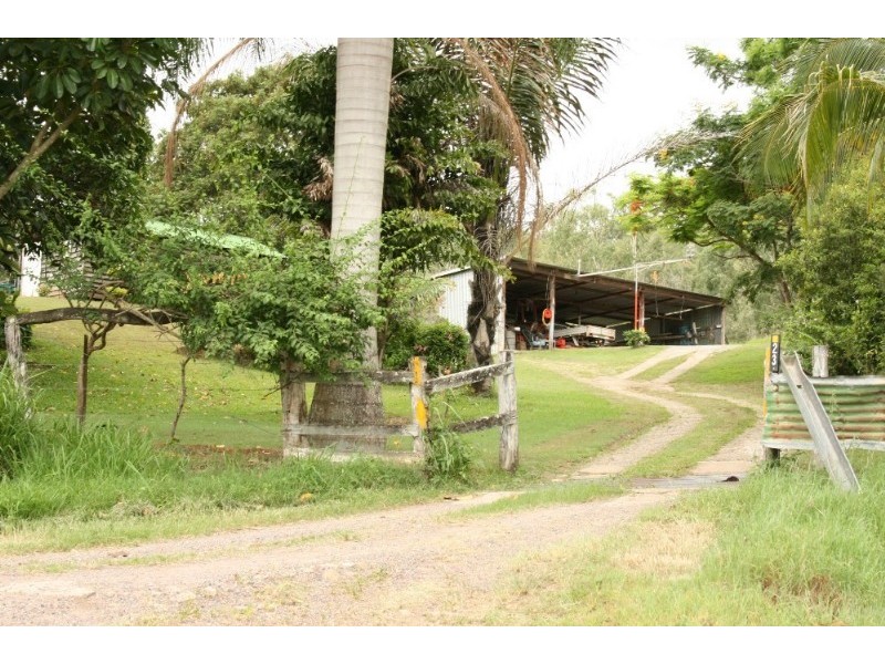 1 Maguires Road, Sarina QLD 4737