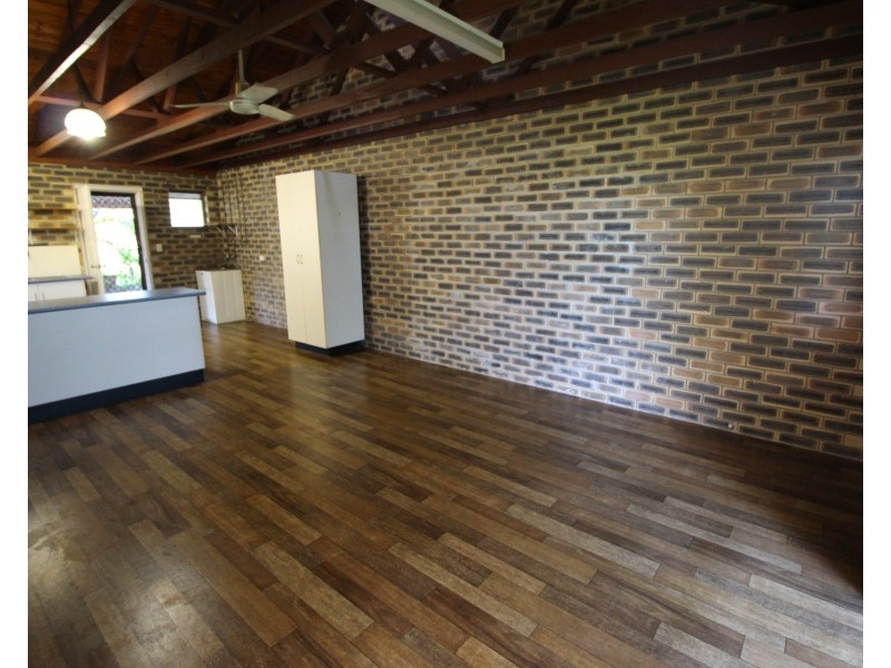 1 Valroy Street, Hay Point QLD 4740