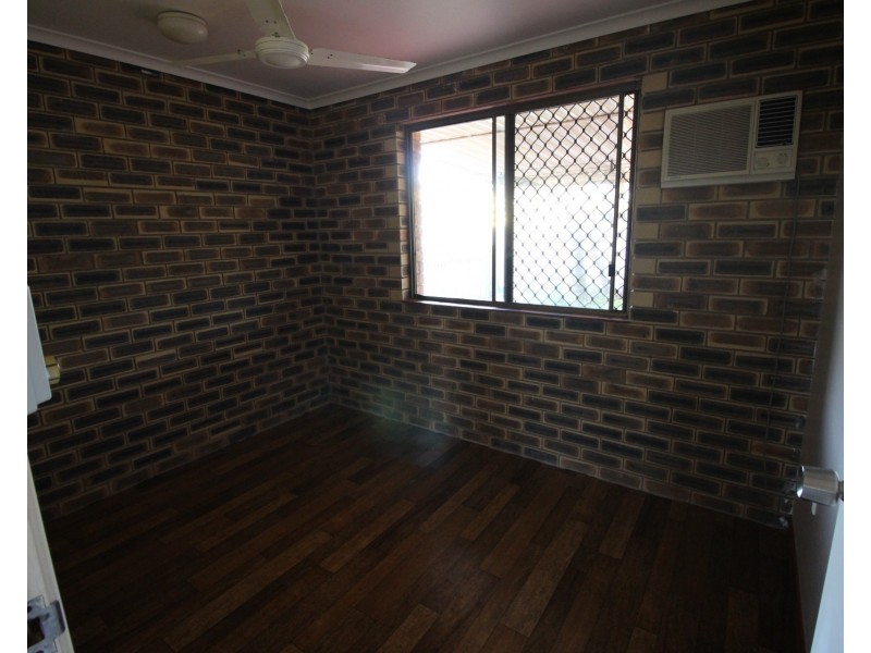 1 Valroy Street, Hay Point QLD 4740