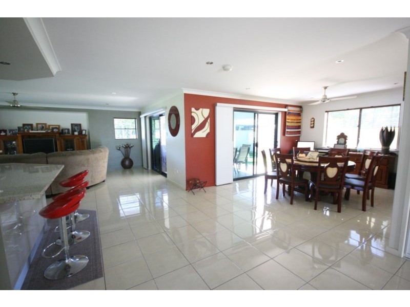 17 Melba Street, Armstrong Beach QLD 4737