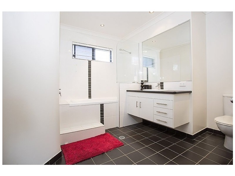 17 Melba Street, Armstrong Beach QLD 4737