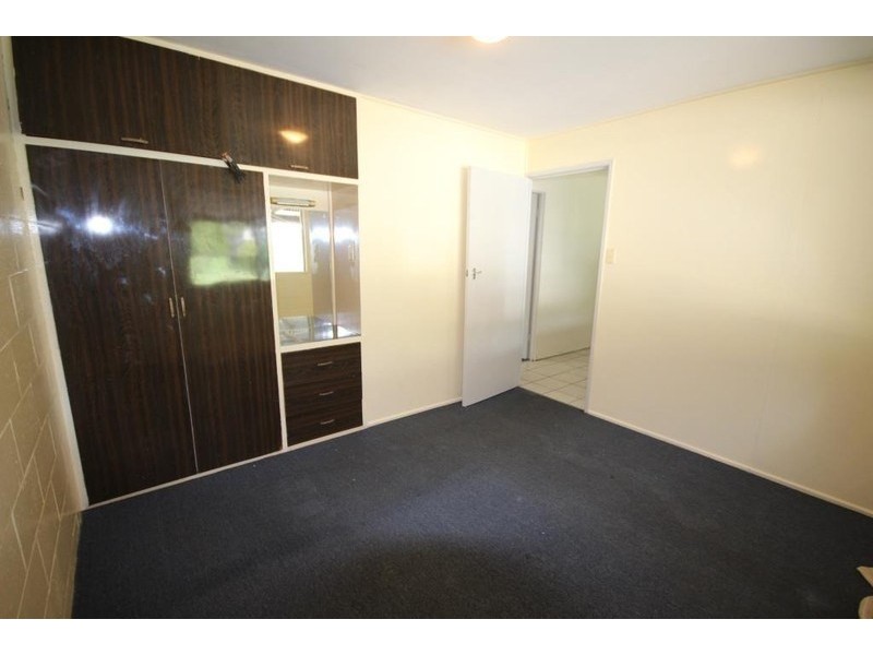 1/42 and 3 Range Road, Sarina QLD 4737