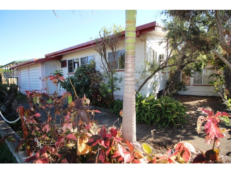 5 Poole Street, Sarina Beach QLD 4737