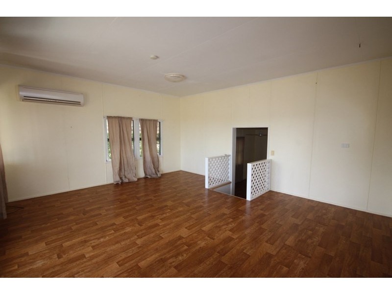 13 Crichton Street, Sarina Beach QLD 4737
