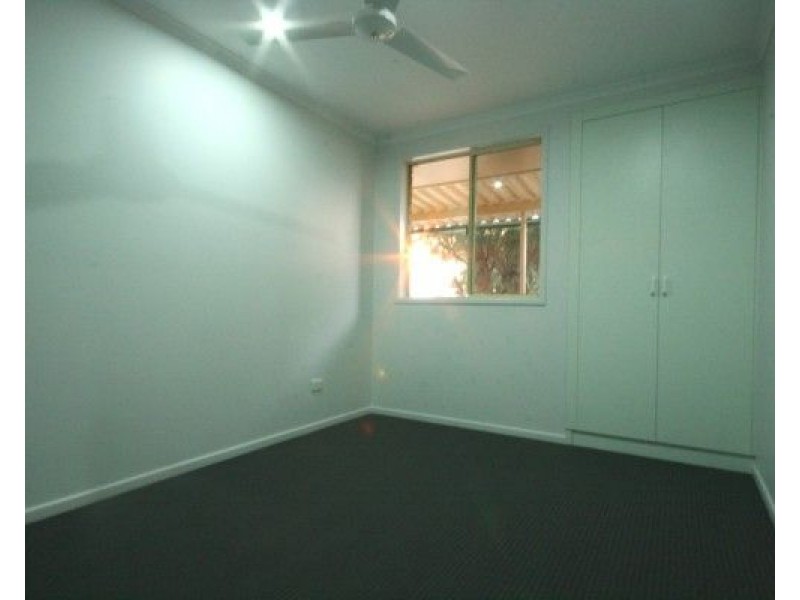 35 Cemetery Road, Sarina QLD 4737
