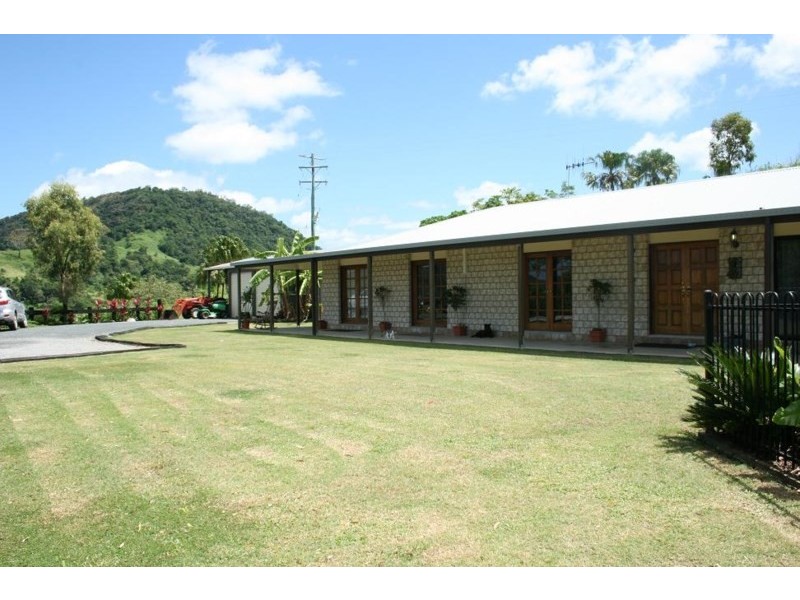 6 Webster Road, Sarina QLD 4737