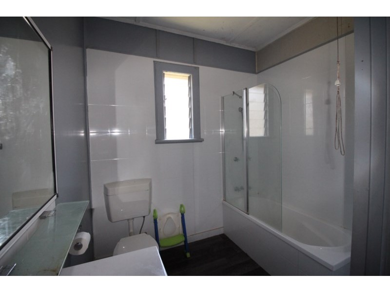 30 Brewers Road, Sarina QLD 4737