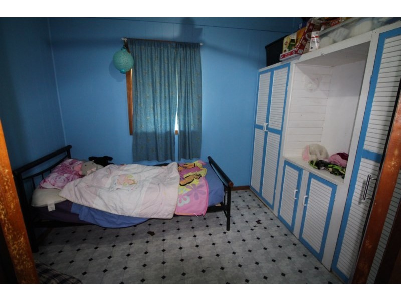 30 Brewers Road, Sarina QLD 4737