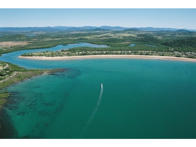 53 Wrights Road, Grasstree Beach QLD 4740