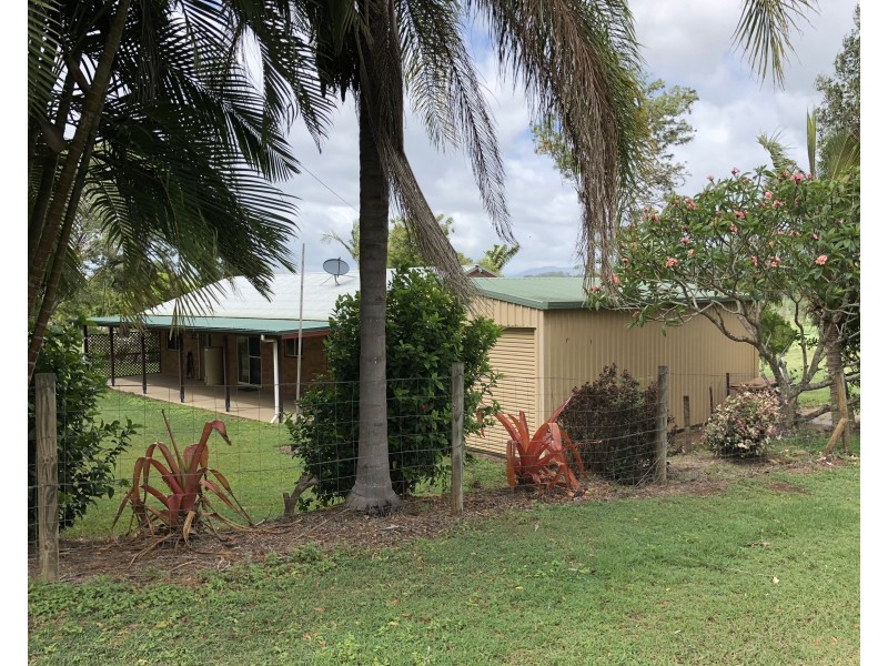 12 McKnight Road, Alligator Creek QLD 4740