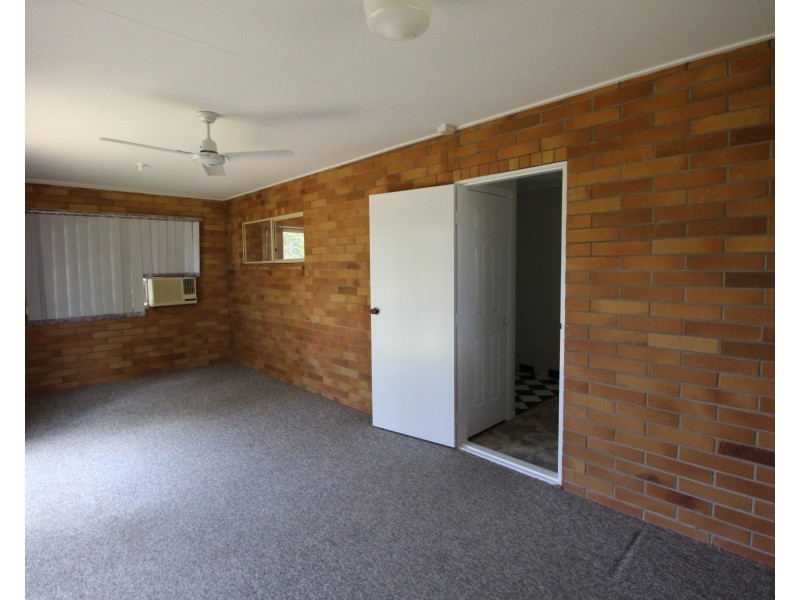 12 McKnight Road, Alligator Creek QLD 4740