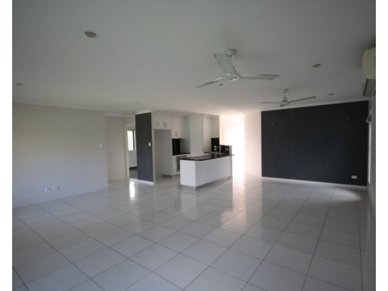 16 Pacific Avenue, Sarina QLD 4737