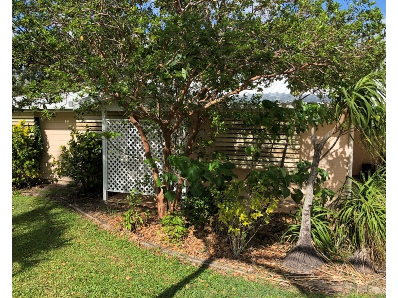 42 Cooper Avenue, Campwin Beach QLD 4737