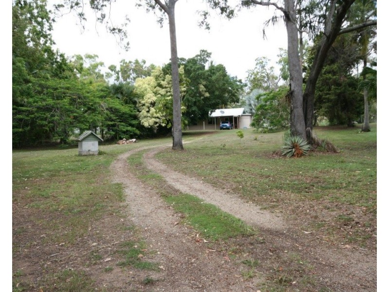 11 Theresa Court, Armstrong Beach QLD 4737