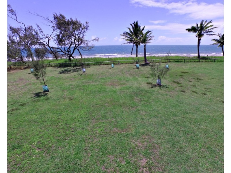 26 Owen Jenkins Drive, Sarina Beach QLD 4737